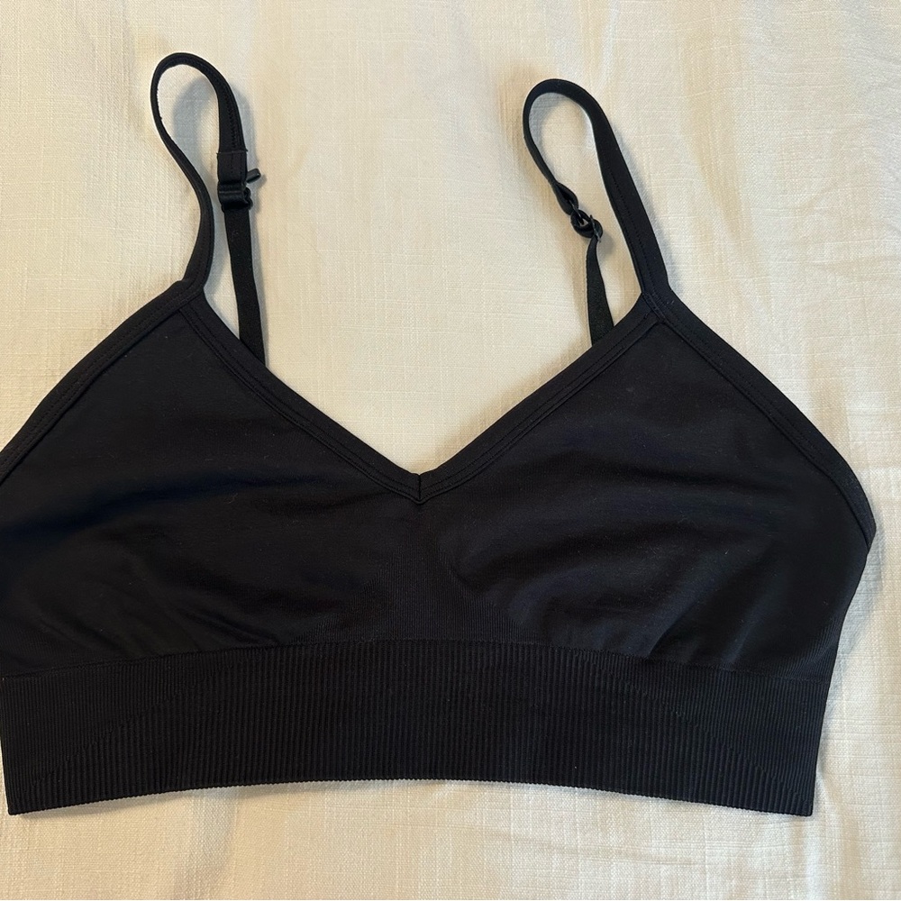 Lululemon Ebb to Street Sports Bra